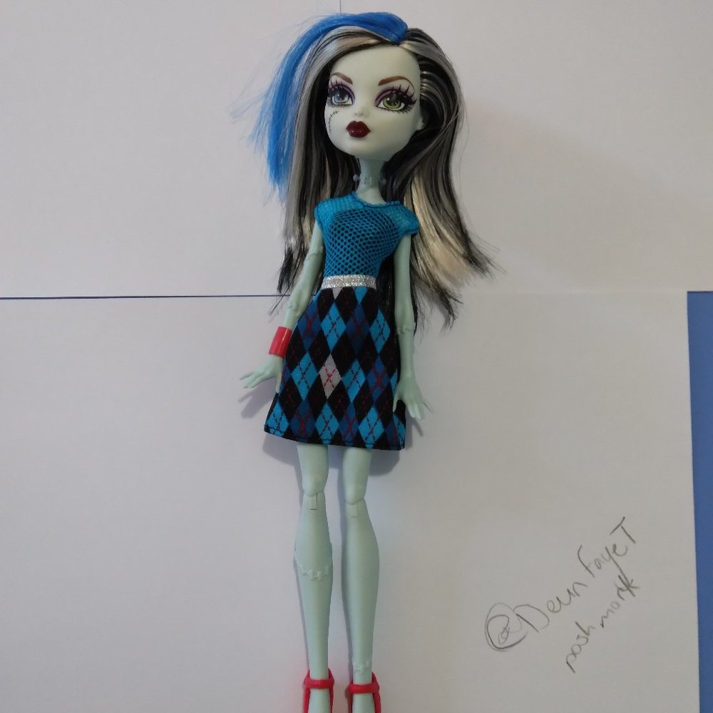 Monster High Budget Frankie Stein